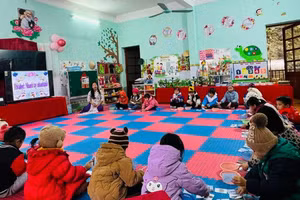 Các em học sinh Trường Mầm non Sơn Vĩ. (Ảnh: Nguyễn Hà)