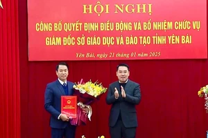 Ông Luyện Hữu Chung được bổ nhiệm làm Giám đốc Sở Giáo dục và Đào tạo tỉnh Yên Bái.