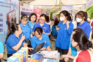 Tuyên Quang với hướng đi xuất khẩu lao động giúp người dân thoát nghèo.