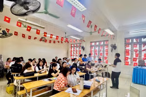 100% giáo viên trong nhà trường tham gia học tiếng Anh ngoài giờ dạy. (Ảnh: NTCC)