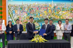 Sở GD&ĐT Tuyên Quang ký kết thỏa thuận hợp tác cùng Công ty TNHH STEAM for Vietnam về phát triển năng lực AI cho đội ngũ giáo viên địa phương giai đoạn 2026-2027.