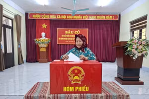 Cử tri tại Tuyên Quang kỳ vọng vào tương lai của đất nước.