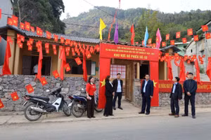 Các điểm bầu cử tại xã Đồng Văn, Tuyên Quang.