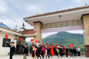 Các em học sinh Trường Mầm non Lũng Cú.