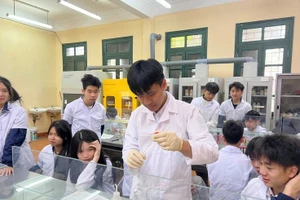 Tuyên Quang tăng cường các tiết học thực hành, thí nghiệm.