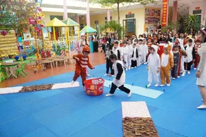 Các em học sinh được trải nghiệm, tự tin bước vào lớp 1.