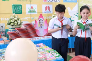 Học sinh TP Buôn Ma Thuột (Đắk Lắk) với Ngày hội Sách và Văn hóa đọc năm 2025. (Ảnh: THÀNH TÂM)