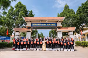 Hơn 40 năm xây dựng và trưởng thành, ngôi trường ghi dấu biết bao thế hệ thầy và trò. (Ảnh: NT)