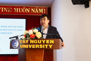 PGS.TS Lê Đức Niêm – Phó Hiệu trưởng nhà trường đánh giá tổng kết hoạt động nghiên cứu khoa học giai đoạn 2021-2025.