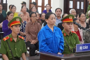 Bị cáo Lê Thị Lại tại phiên xử. (Ảnh: TX)