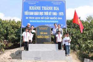 Lễ khánh thành Bia Tiểu ban Giáo dục Đắk Lắk. (Ảnh: Thành Tâm)