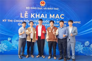 Đoàn học sinh Đắk Lắk dự Kỳ thi chọn đội tuyển quốc gia dự thi quốc tế, khu vực năm 2025. (Ảnh: NT)