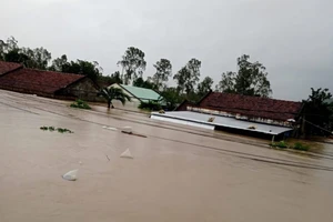 Nước lũ ngập sâu tại xã Đông Hòa, Đắk Lắk.