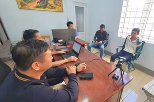 Nguyễn Đại Nam Thuận tại cơ quan Công an.