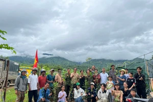 Người dân các xã thuộc huyện Lắk (cũ) tỉnh Đắk Lắk tham gia dự án phục hồi rừng và cải thiện sinh kế. (Ảnh: T.B)