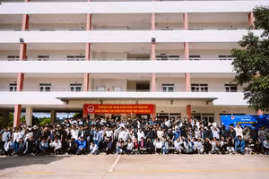 Chương trình chào tân sinh viên năm 2025 của Trường Cao đẳng Bách khoa Tây Nguyên. (Ảnh: NT)