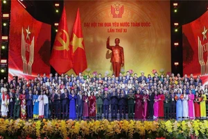 Cô giáo Trần Thị Thoại - Trường THPT Krông Nô là một trong những đại biểu của Lâm Đồng dự Đại hội thi đua yêu nước toàn quốc lần thứ XI.