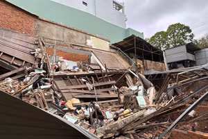 Hiện trường vụ sập nhà tại TP Buôn Ma Thuột. (Ảnh: TT)