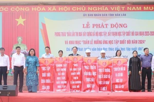 Đắk Lắk phát động phong trào thúc đẩy xây dựng xã hội học tập. (Ảnh: Thành Tâm)