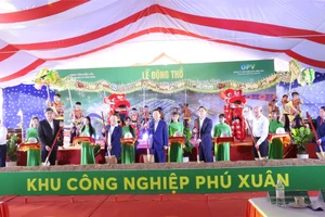 Lễ động thổ xây dựng Khu Công nghiệp Phú Xuân, Đắk Lắk. (Ảnh: TT)