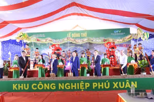 Lễ động thổ xây dựng Khu Công nghiệp Phú Xuân, Đắk Lắk. (Ảnh: TT)