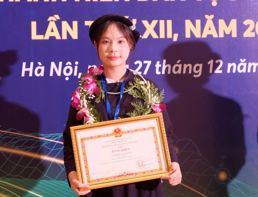 Hoàng Cao An Nga tại Lễ Tuyên dương. Ảnh: NVCC