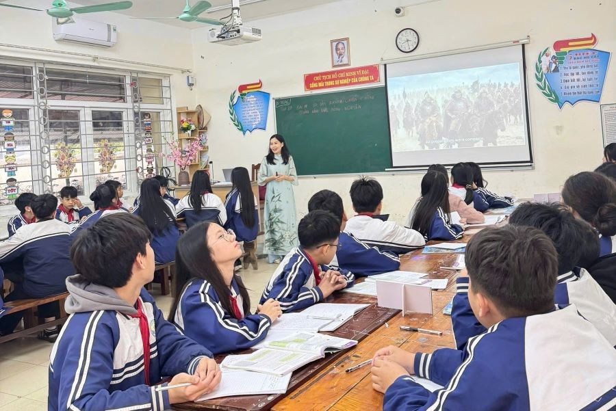 Ứng dụng công nghệ số tại Trường THCS Duy Phiên đã trở thành nền nếp giảng dạy.