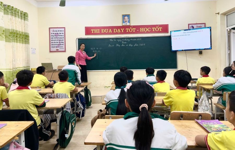 Trường Tiểu học Tân Phú (xã Tân Sơn, Phú Thọ) ứng dụng công nghệ thông tin trong dạy và học.