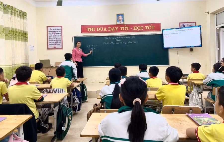 Trường Tiểu học Tân Phú (xã Tân Sơn, Phú Thọ) ứng dụng công nghệ thông tin trong dạy và học.