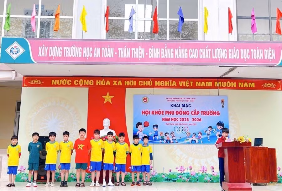 Trường Tiểu học Tiên Kiên khai mạc Hội khỏe Phù Đổng cấp trường năm học 2025 - 2026.