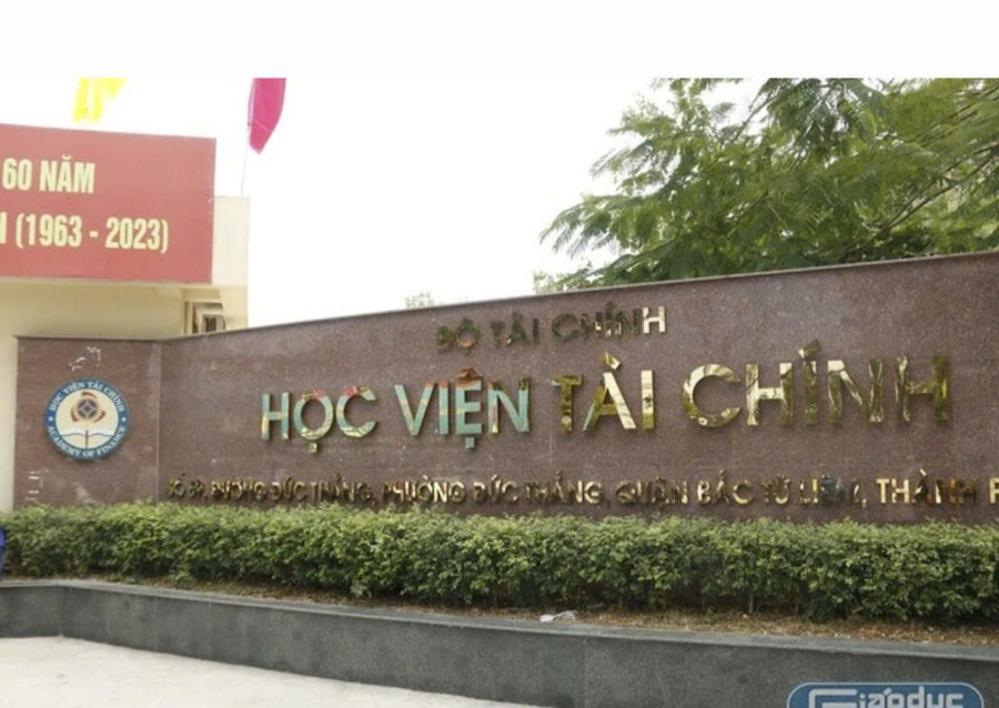 Học viện Tài chính