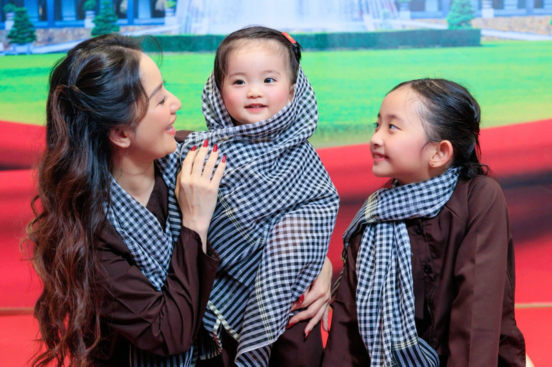 khanh-thi-15.jpg