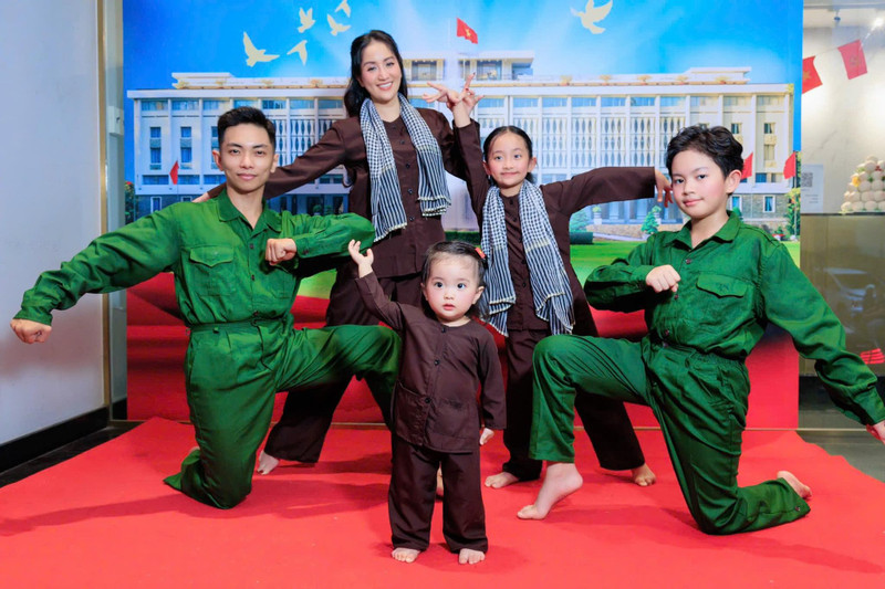 khanh-thi-5.jpg