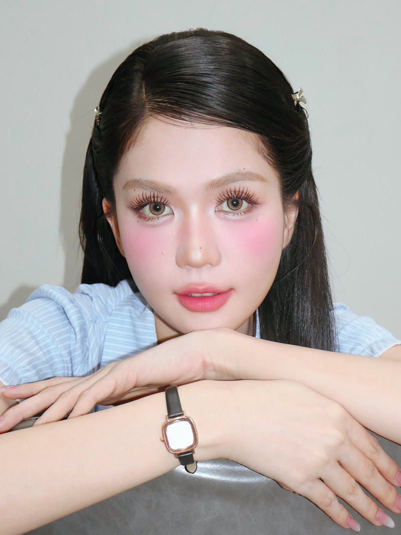 ngoc-trinh-1.jpg