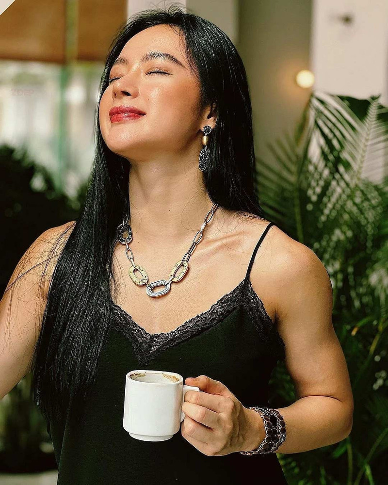 angela-phuong-trinh-2.jpg