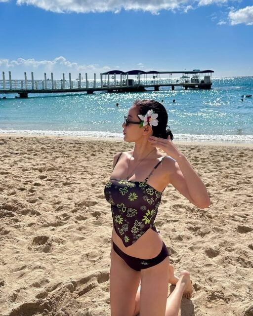 bikini-2.jpg