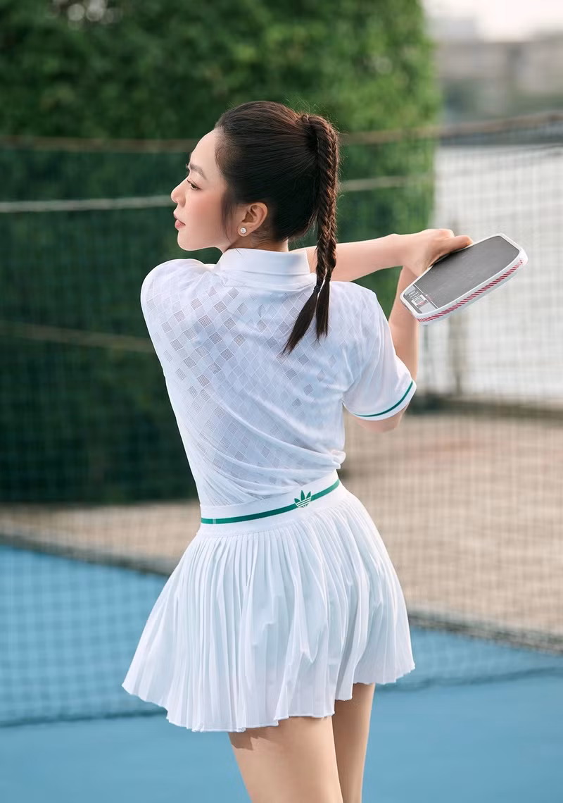 Dù không xác nhận mối quan hệ, nhưng những lần xuất hiện chung cùng những cử chỉ thân mật của cả hai dành cho nhau từng khiến người hâm mộ đặt ra nghi vấn. ha-thanh-xuan-010.jpg