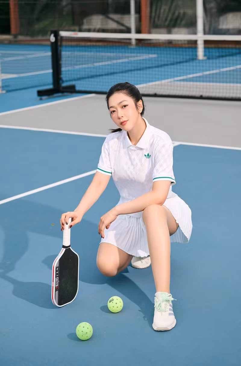 Cô không chỉ là một nữ ca sĩ thành công mà còn là biểu tượng của hình ảnh người phụ nữ hiện đại – biết yêu thương bản thân, duy trì vẻ đẹp theo thời gian và lan tỏa năng lượng tích cực đến cộng đồng. ha-thanh-xuan-06.jpg