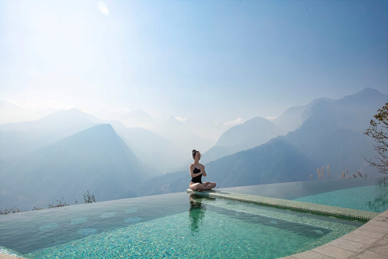 Với nhan sắc trẻ trung, vóc dáng đáng ngưỡng mộ và phong thái sang chảnh, Hoa hậu Đền Hùng Giáng My xứng đáng là biểu tượng nhan sắc bền bỉ của showbiz Việt. giang-my-5.jpg