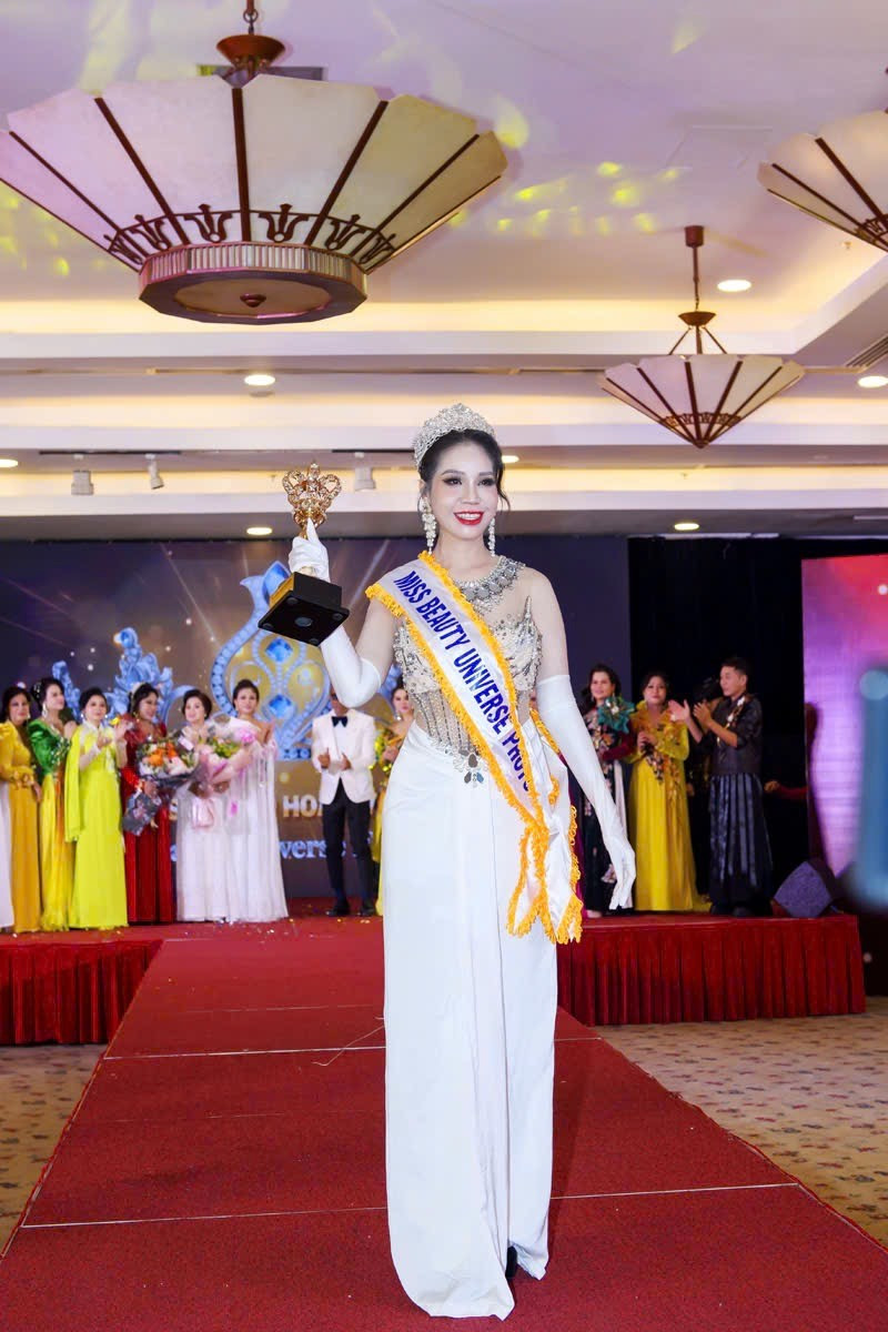 Đây là một cuộc thi người đẹp ảnh do độc bình chọn qua cuộc thi online nhằm tôn vinh và giới thiệu vẻ đẹp của đôc giả từ khắp nơi trên thế giới. 1df765d5-6bb5-4a31-8d21-635824576800.jpg