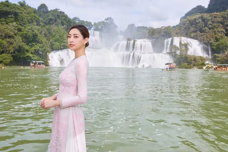 LƯƠNG LINH - BỘ ẢNH KỶ NIỆM 5 NĂM (15).jpg