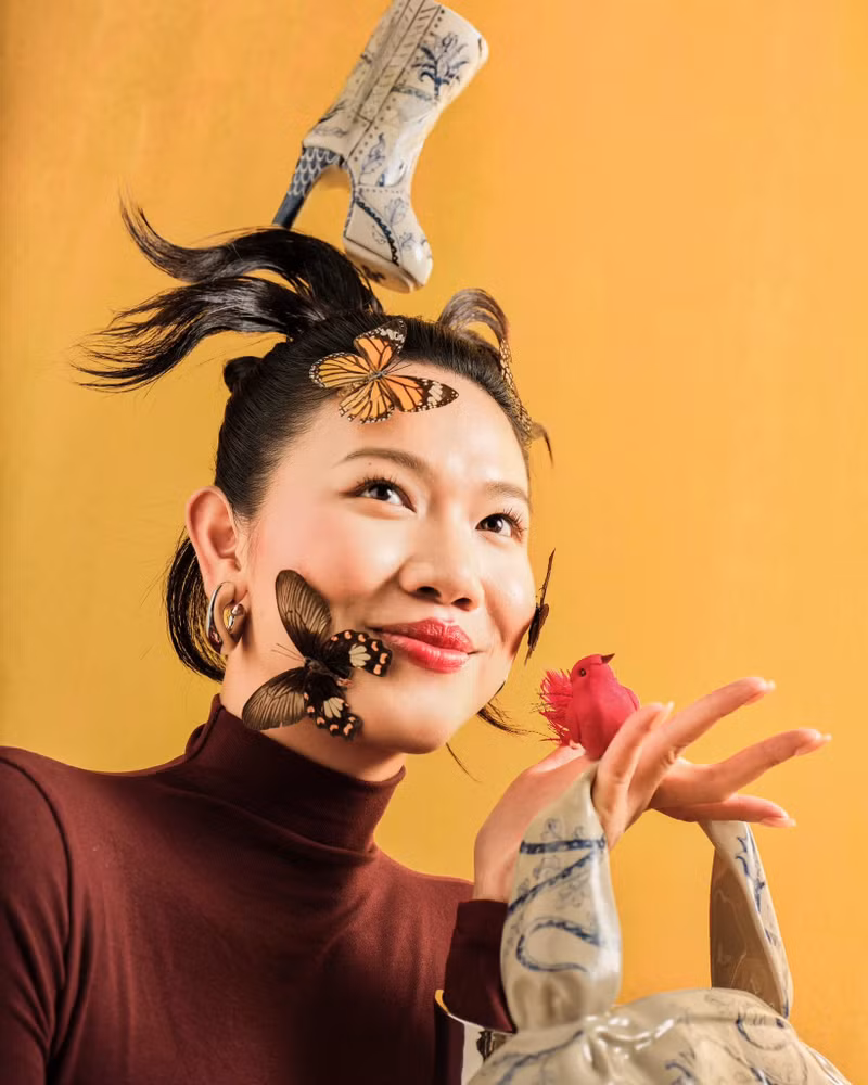 Ánh Viên học cách trang điểm, diện váy thời trang và khí chất trên gương mặt rõ ràng đã khác biệt rất nhiều. anh-vien-6.jpg