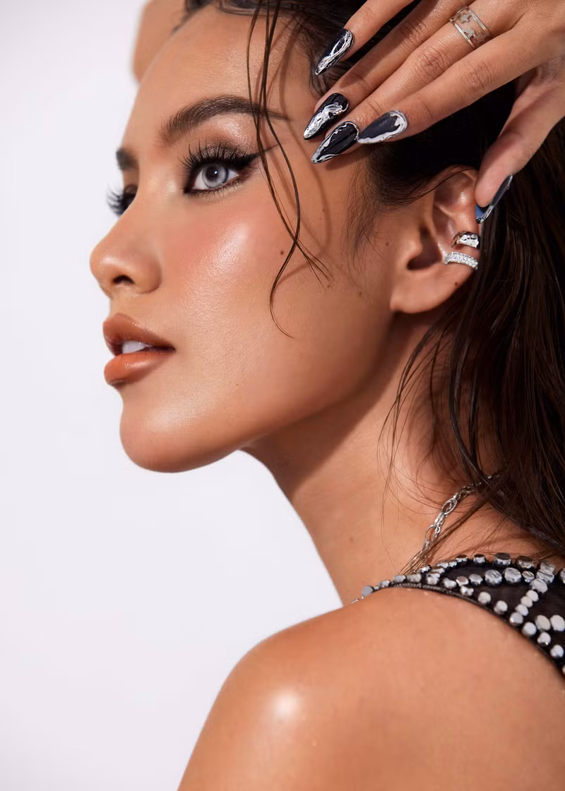 LÊ HOÀNG PHƯƠNG - KỶ NIỆM 1 NĂM ĐĂNG QUANG (11).jpg