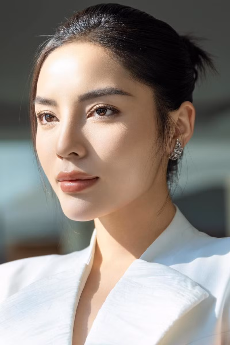 Sau khi xuất sắc giành chiếc vương miện danh giá tại Miss Universe Vietnam 2024, Kỳ Duyên đã trở thành nàng hậu được quan tâm nhất nhì hiện nay. ky-duyen-2-7296.jpg