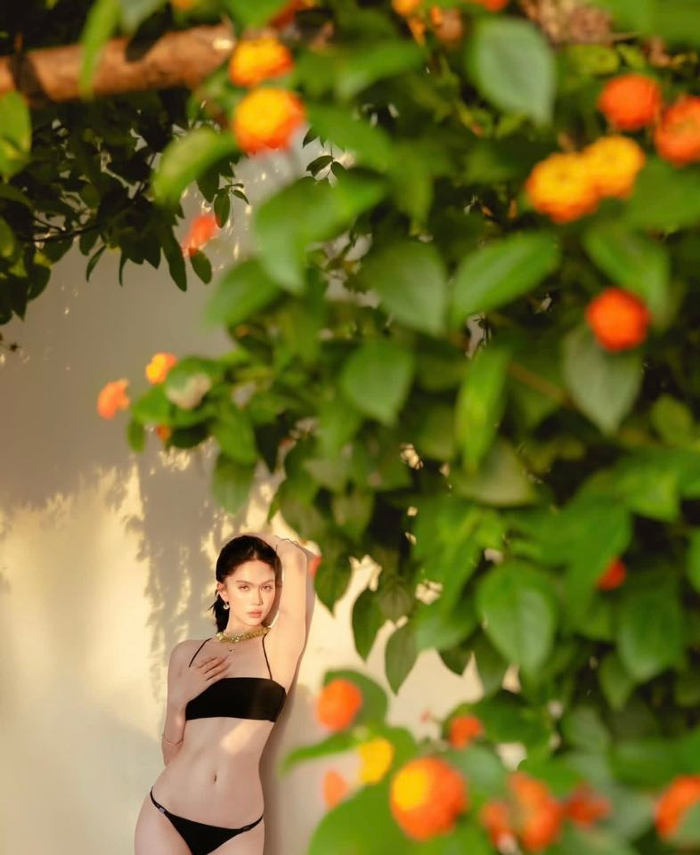 ngoc-trinh-1.jpg