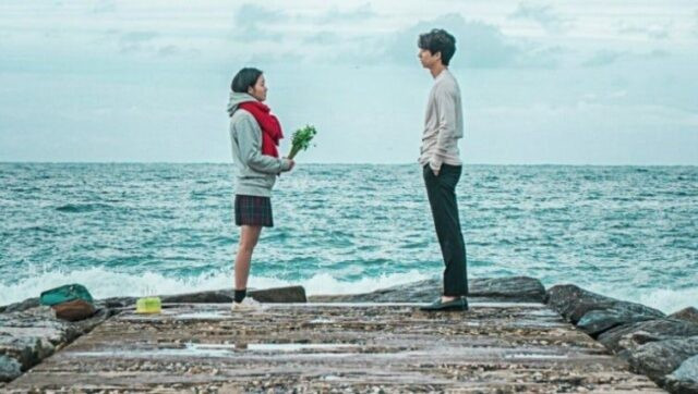 Yêu tinh – bộ phim giả tưởng cảm động kể về chàng yêu tinh Kim Shin (Gong Yoo). Trong hành trình tìm kiếm cô dâu giúp phá bỏ lời nguyền, yêu tinh gần nghìn tuổi đã gặp thần chết mắc chứng mất trí nhớ. phim-5.jpg