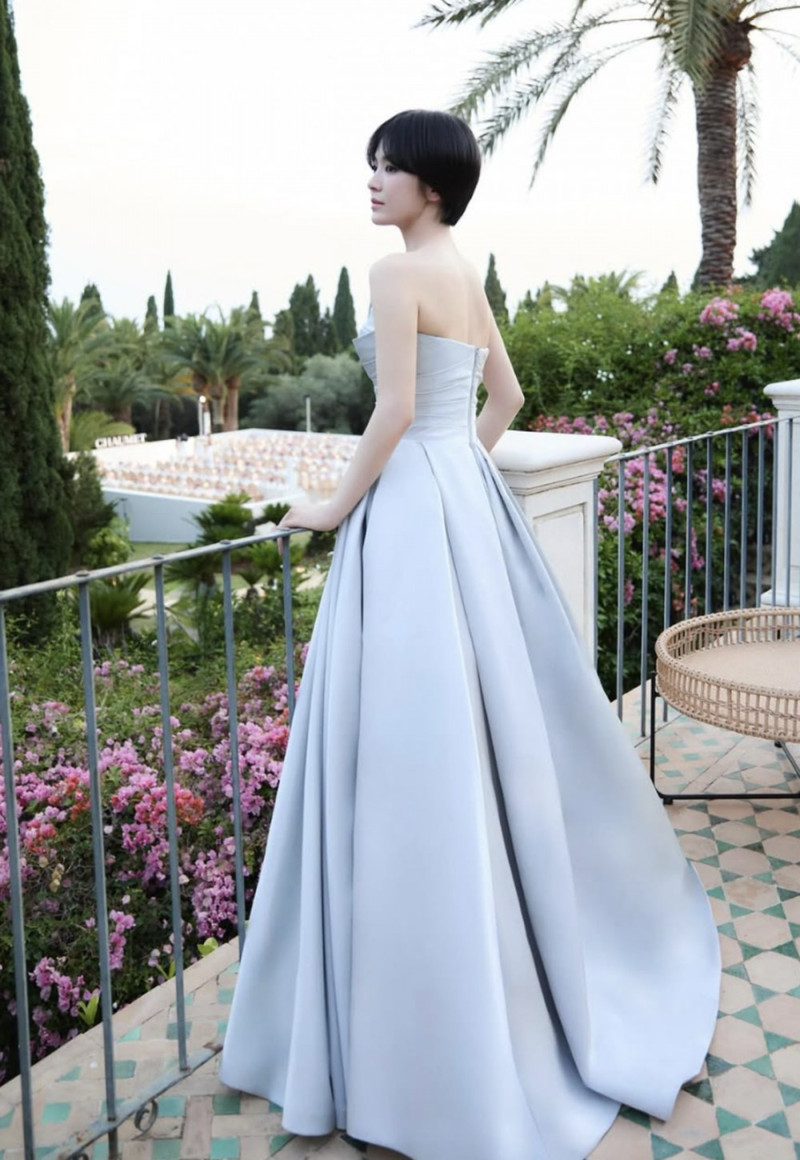 song-hye-kyo-4.png