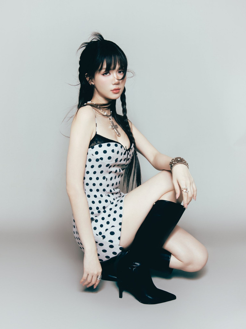 ngoc-trinh-5.jpg