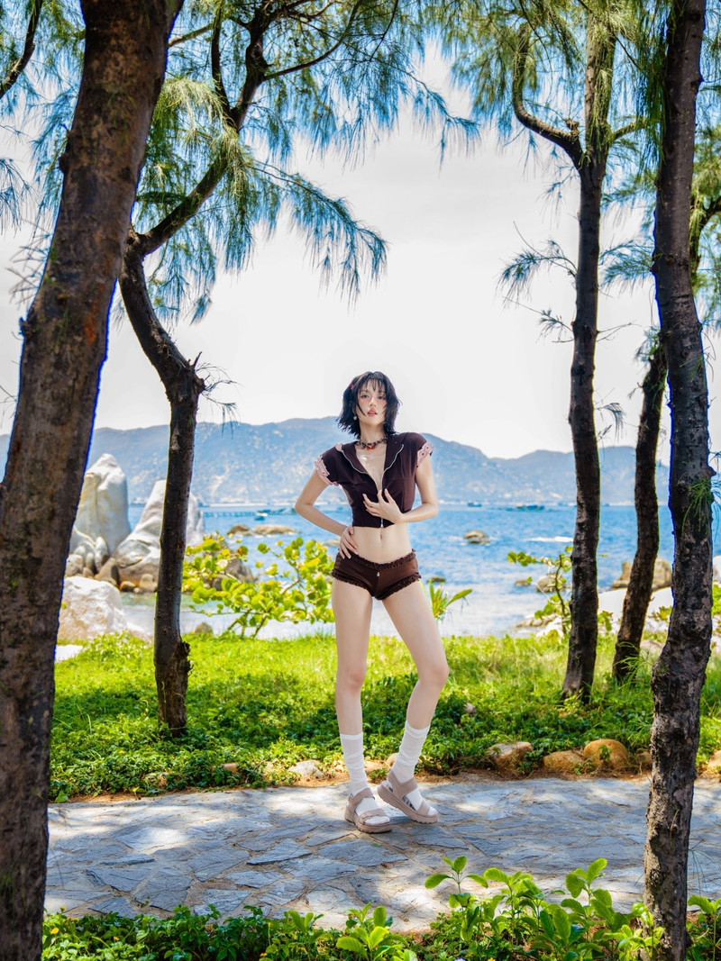 ngoc-trinh-8.jpg
