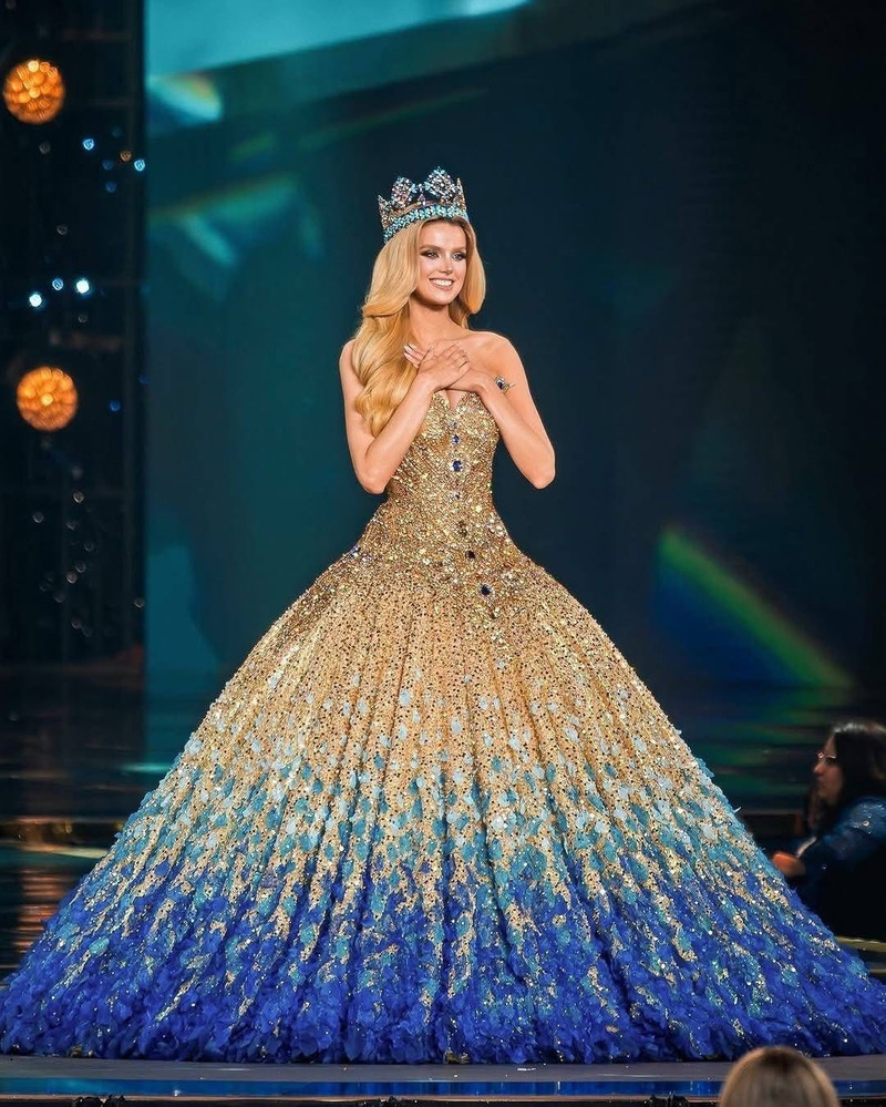 krystyna-pyszkova-9.jpg